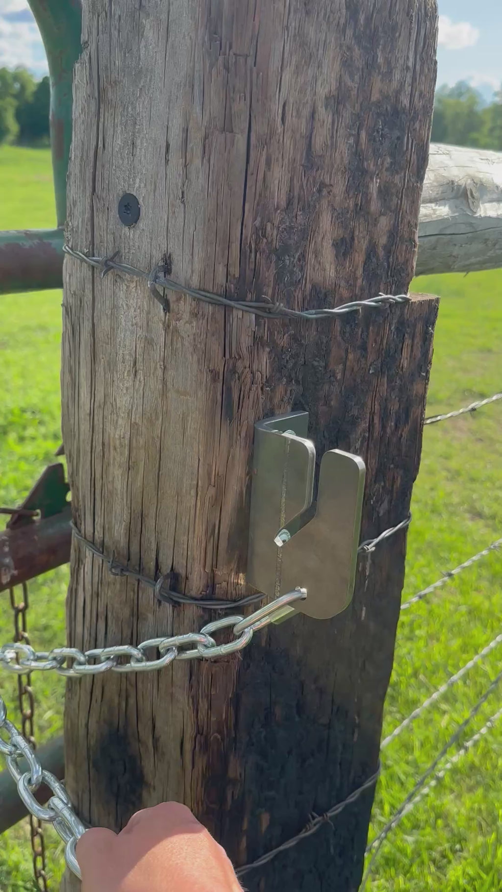 Stultz Fab Screw-On Top Notch Latch & Gate Chain