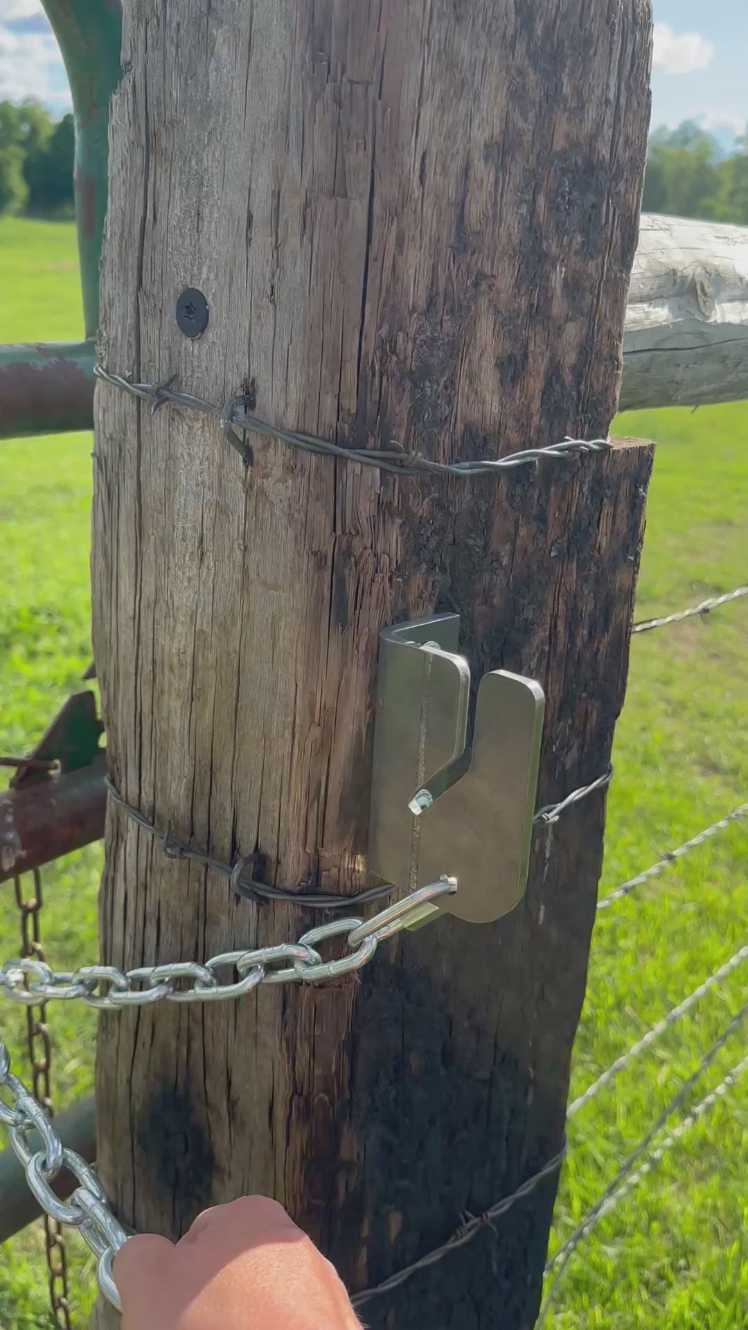 Stultz Fab Screw-On Top Notch Latch & Gate Chain